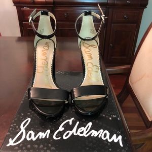 NWT Sam Edelman Black Patent Block Heel Sandal